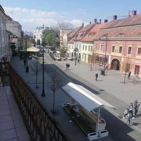 Apartament Royal Sibiu Apartman Kültér fotó