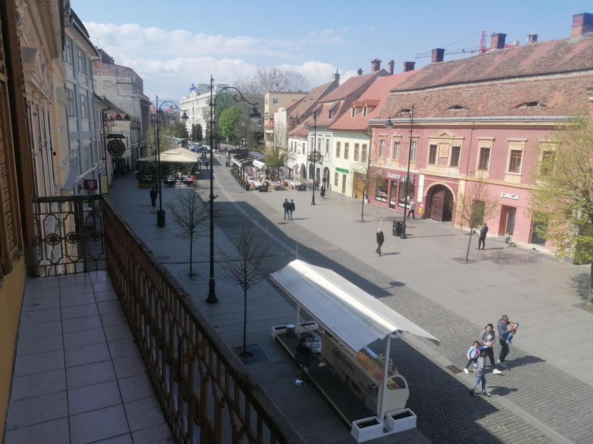 Apartament Royal Sibiu Apartman Kültér fotó